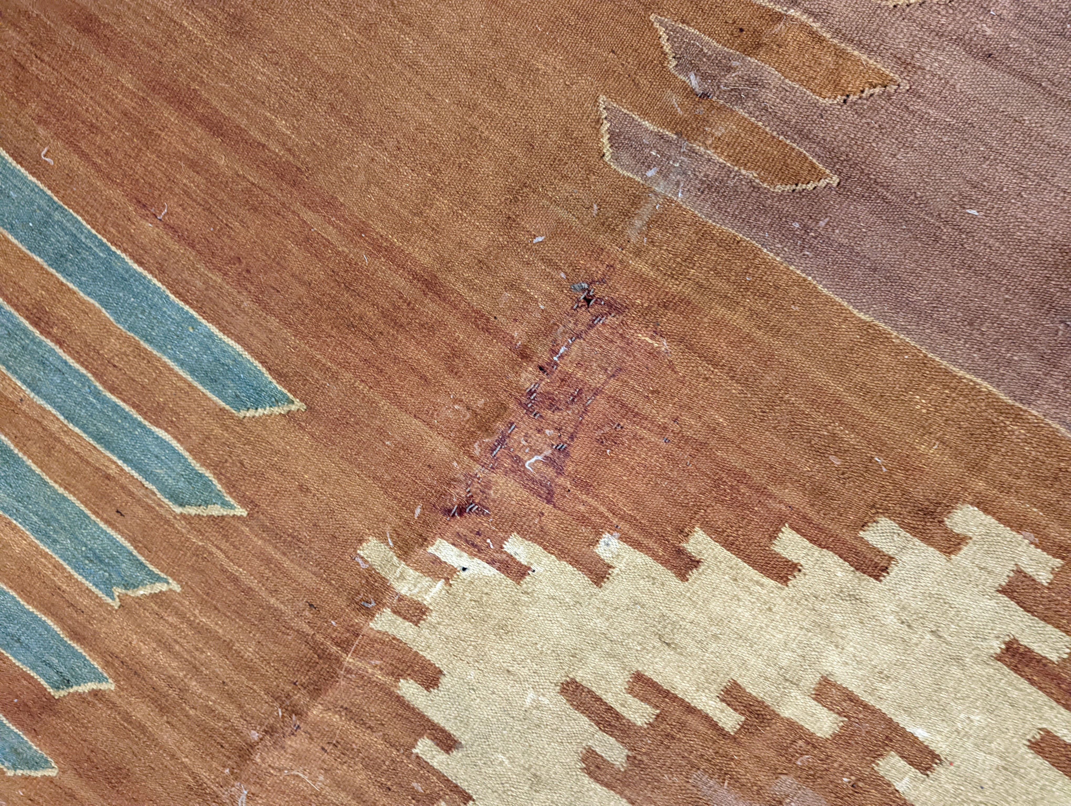 A Kelim carpet 308 x 213cm